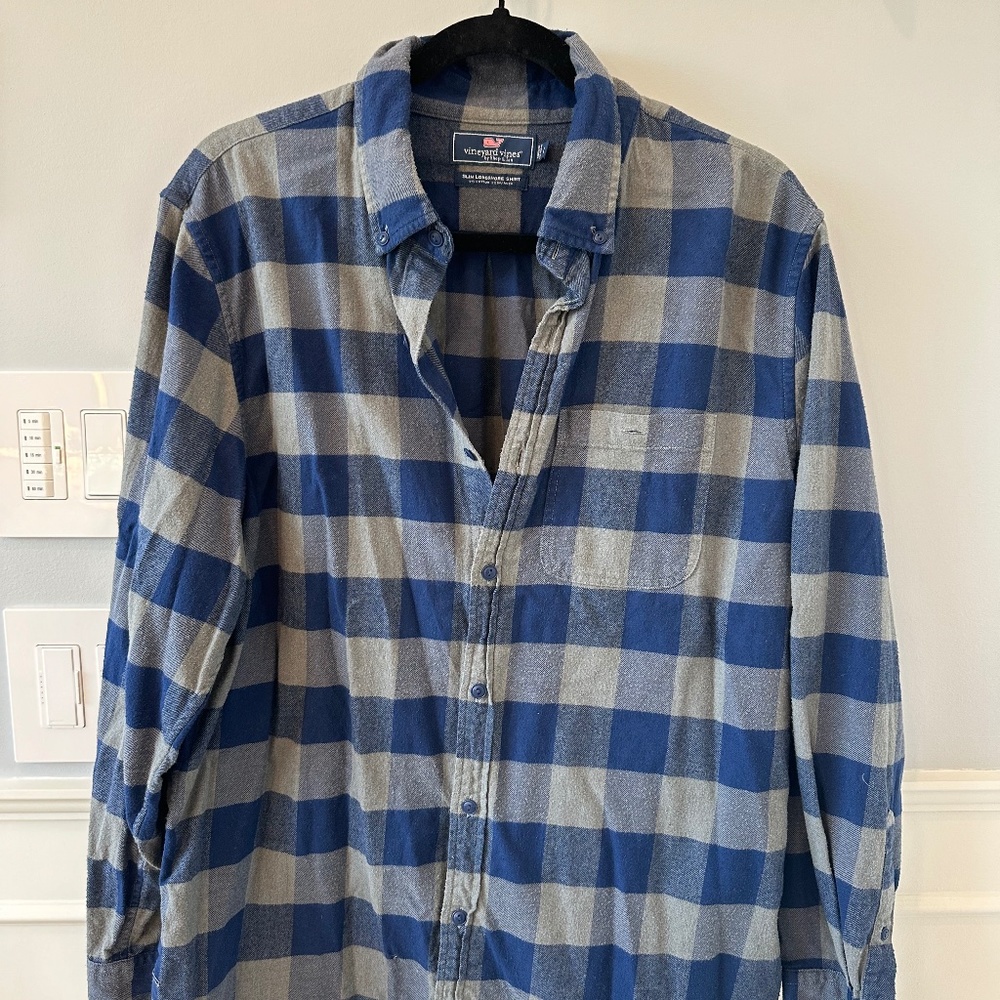 Vineyard Vines button up